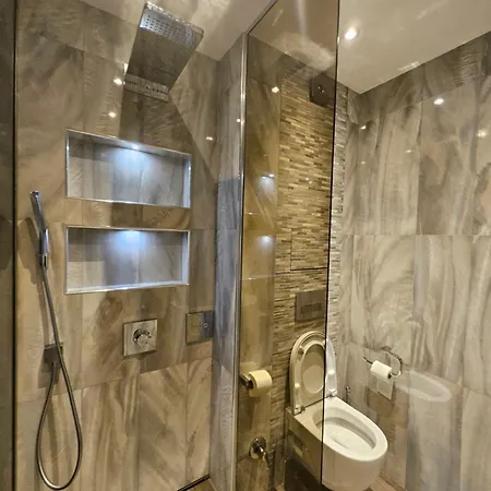 страхотен тристаен анжелика Appartement
